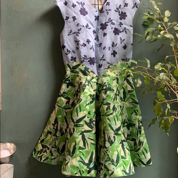 Ellesasson Dress - Picture 2 of 4